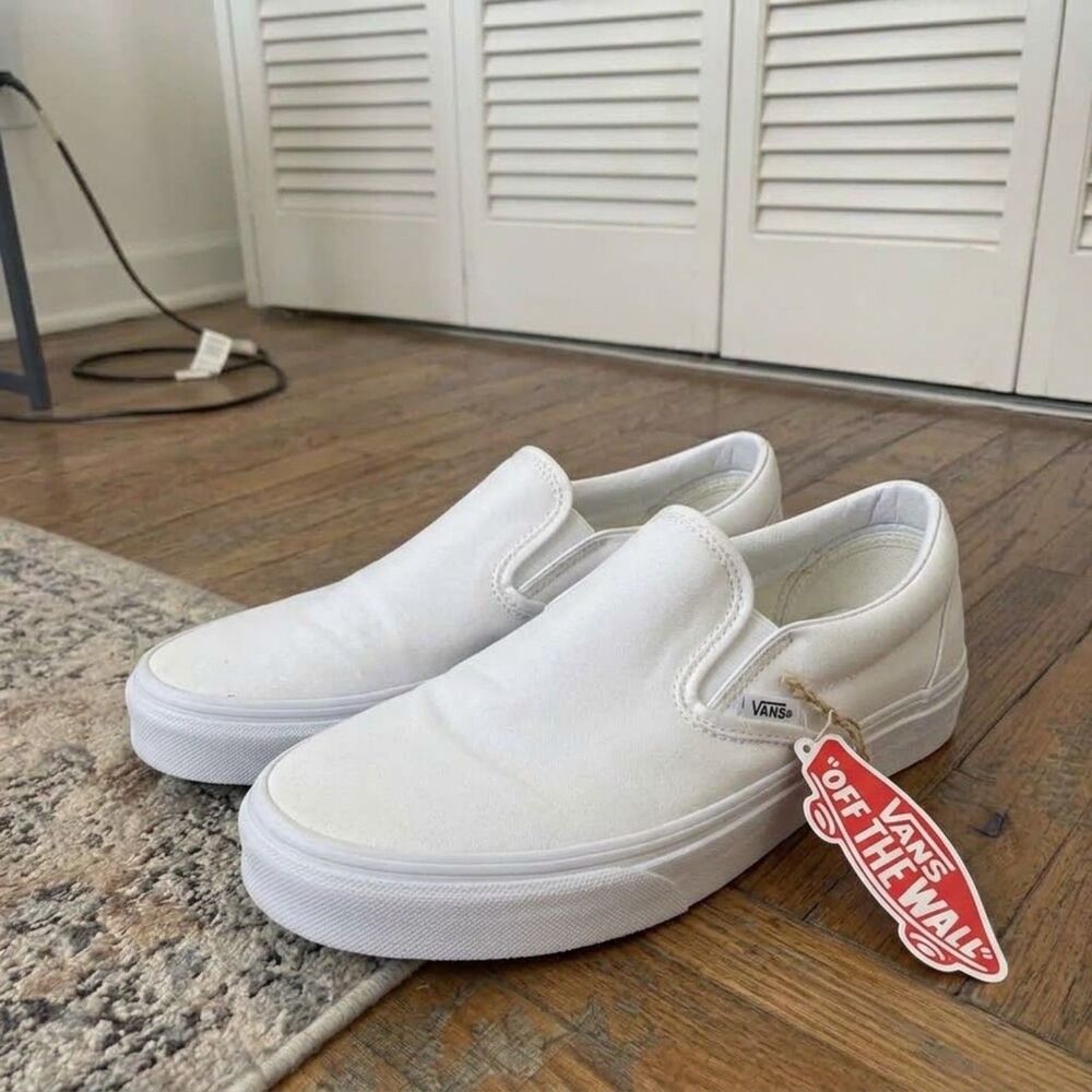 All-White Vans Classic Slip-On Sneakers W 6.5 M 5.0 EU 36.5 Excellent Condition